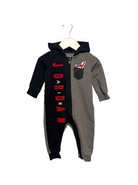 ⭐️ 5/$30 Nike Air Jordan Kids One Piece size 9 Months